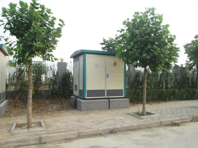 乌恰1000KVA欧式箱式变压器